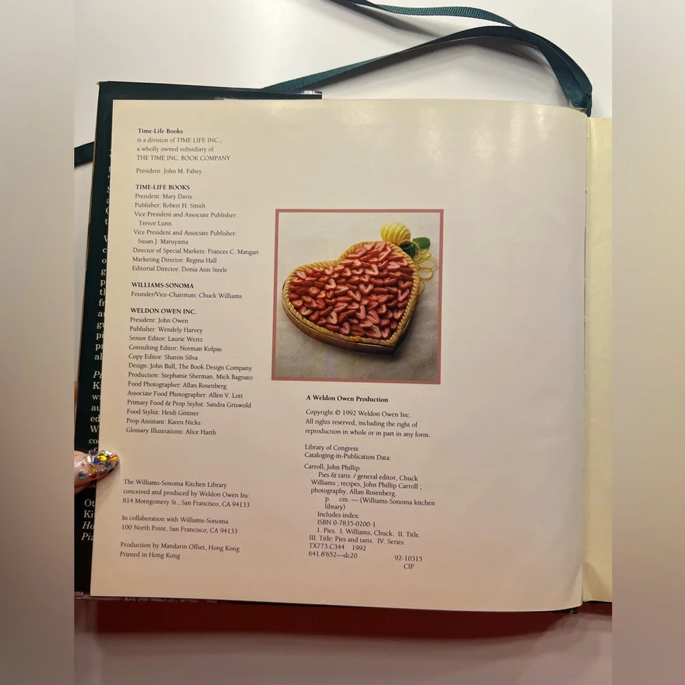Pies & Tarts Williams-Sonoma Kitchen Library Ribbon Cookbook ISBN 0-7835-0200-1